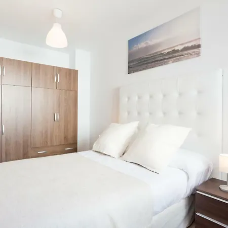 Apartment Ma2b-bright With Rooftops With Palms Near Old Town Malaga